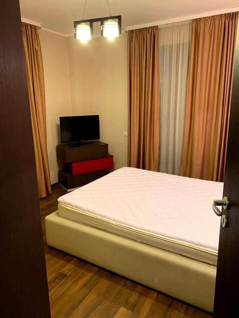 Arlequin Apartments Mamaia Exteriör bild